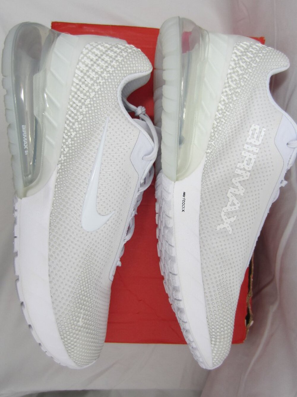 NEW NIKE AIR MAX! MENS 11.5